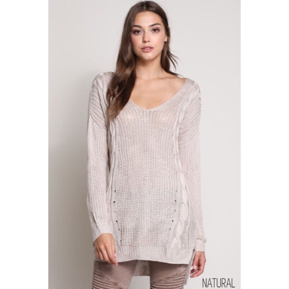 1HR SALE✨ New natural cross cross sweater - Picture 3 of 4